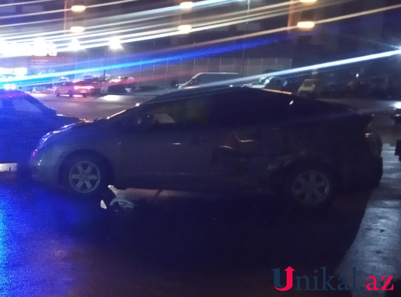 Gəncədə avtomobillər toqquşdu - Yaralılar var (FOTOLAR)